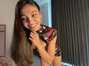 Foto porno keirasworld vrea sex pe Chaturbate pe KUR.ro