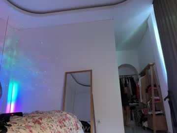 Foto porno keirasworld vrea sex pe Chaturbate pe KUR.ro