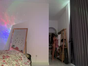 Foto porno keirasworld vrea sex pe Chaturbate pe KUR.ro