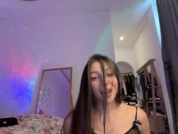 Foto porno keirasworld vrea sex pe Chaturbate pe KUR.ro