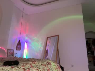 Foto porno keirasworld vrea sex pe Chaturbate pe KUR.ro