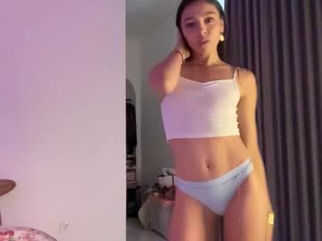 Foto porno keirasworld descoperita pe video chat pe KUR.ro