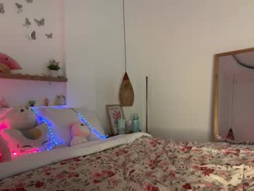 Foto porno keirasworld vrea sex pe Chaturbate pe KUR.ro