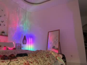 Foto porno keirasworld vrea sex pe Chaturbate pe KUR.ro