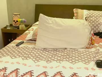 Foto porno Ce sexy este kellytesh pe KUR.ro