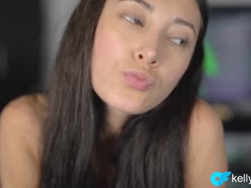 Foto porno Ce sexy este kellytesh pe KUR.ro