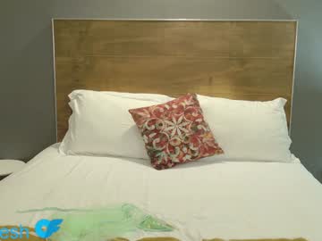 Foto erotica #1682665 pe KUR.ro