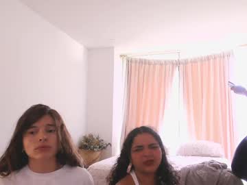 Foto porno Sex online cu kendalltyler pe KUR.ro