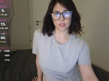 Foto porno Sex online cu ki_mi pe KUR.ro