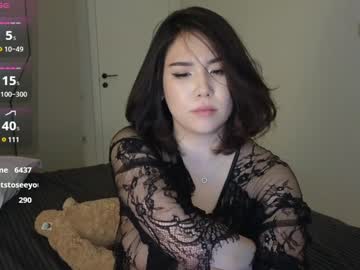 Foto porno Sex online cu ki_mi pe KUR.ro