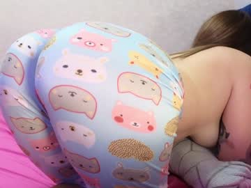 Foto porno Ganduri murdare cu kimmie_ pe KUR.ro