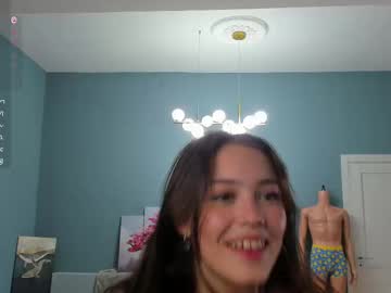 Foto porno Nebunii pe chat marca kissiekat pe KUR.ro