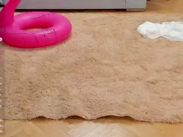 Foto porno Nebunii pe chat marca kissiekat pe KUR.ro