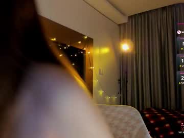 Foto porno kitayamachu ne arata tot la camera pe KUR.ro