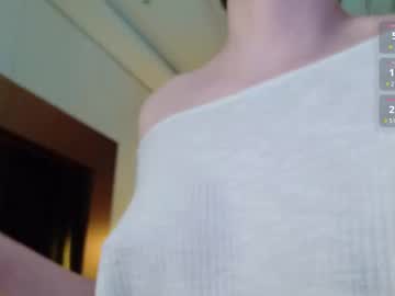 Foto porno kitayamachu ne arata tot la camera pe KUR.ro