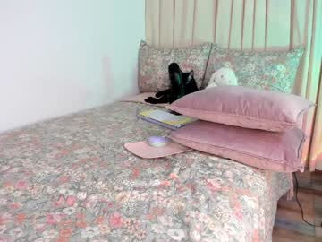 Foto porno Nebunii pe chat marca kitty__sophie pe KUR.ro