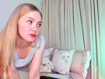 Foto porno Ce sexy este kitty__sophie pe KUR.ro