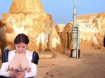Foto porno kittycaitlin se dezbraca la web pe Chaturbate pe KUR.ro