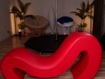 Foto porno Discutii intime cu kittycaitlin pe KUR.ro