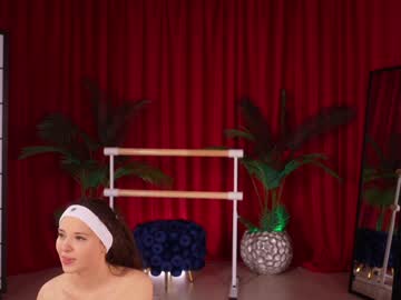 Foto porno Discutii intime cu kittycaitlin pe KUR.ro