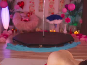 Foto porno Discutii intime cu kittycaitlin pe KUR.ro