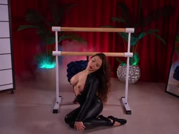 Foto porno Discutii intime cu kittycaitlin pe KUR.ro