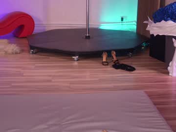 Foto porno Discutii intime cu kittycaitlin pe KUR.ro