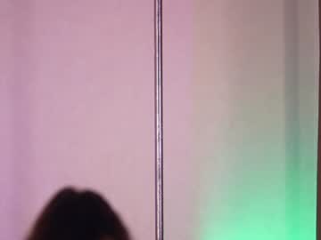 Foto porno Discutii intime cu kittycaitlin pe KUR.ro