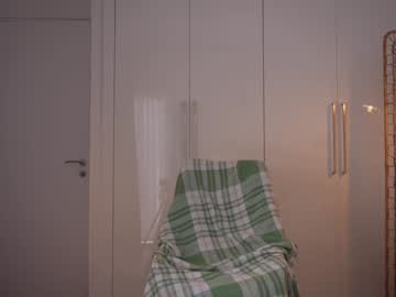 Foto porno Nebunii pe chat marca kriss0leoo pe KUR.ro