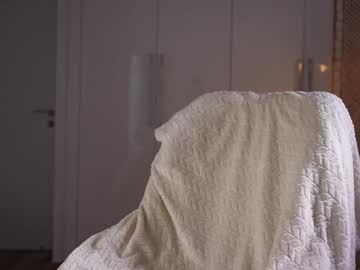 Foto porno Nebunii pe chat marca kriss0leoo pe KUR.ro