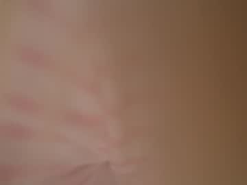 Foto porno kriss0leoo se dezbraca la web pe Chaturbate pe KUR.ro