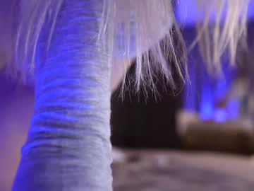 Foto porno Sex online cu krissone pe KUR.ro