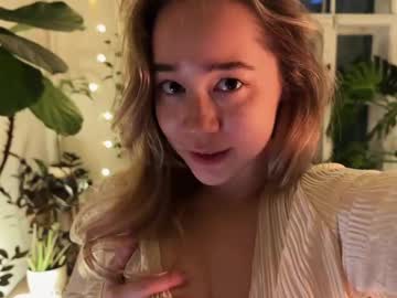 Foto porno Nebunii pe chat marca kristyspiritedaway pe KUR.ro