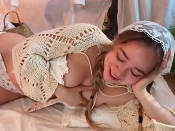 Foto porno Nebunii pe chat marca kristyspiritedaway pe KUR.ro