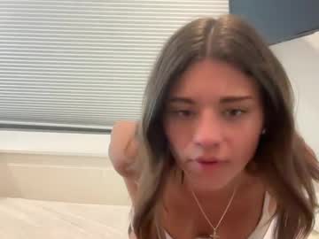 Foto porno Nebunii pe chat marca kyliebeck pe KUR.ro
