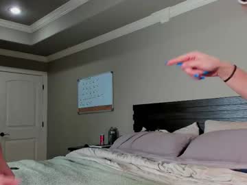 Foto porno Nebunii pe chat marca kyliebkillinit pe KUR.ro