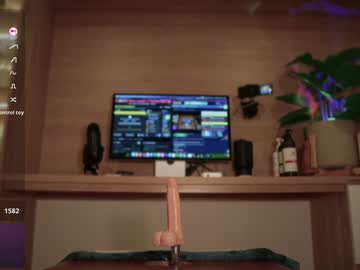 Foto erotica #1401231 pe KUR.ro