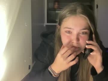 Fantezii cu lanelizzie348 pe Chaturbate