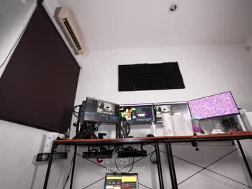 Foto porno latinbaby_666 se dezbraca la web pe Chaturbate pe KUR.ro