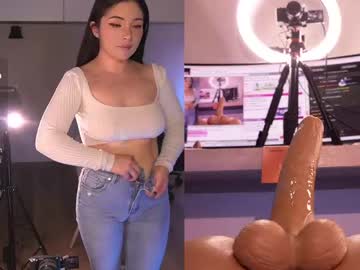 Foto porno lau__1 descoperita pe video chat pe KUR.ro