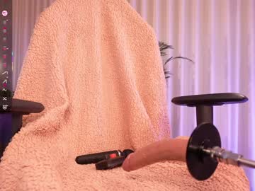 Foto porno lau__1 descoperita pe video chat pe KUR.ro