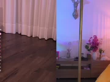 Foto porno lau__1 descoperita pe video chat pe KUR.ro
