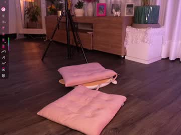 Foto porno lau__1 descoperita pe video chat pe KUR.ro