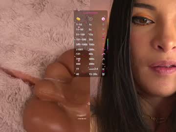 Foto porno lau__1 se dezbraca la web pe Chaturbate pe KUR.ro