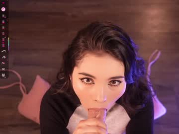 Foto porno lau__1 descoperita pe video chat pe KUR.ro