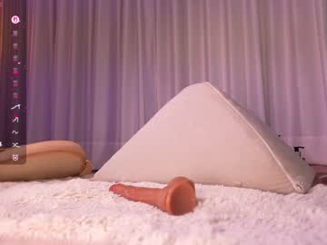 Foto porno lau__1 descoperita pe video chat pe KUR.ro