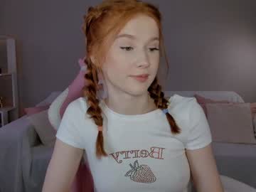 Foto porno leahsthetics se dezbraca la web pe Chaturbate pe KUR.ro