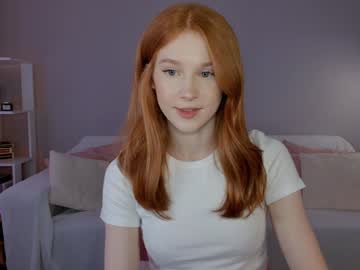 Foto porno leahsthetics se dezbraca la web pe Chaturbate pe KUR.ro