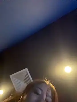 lean_lie8 ne arata tot la camera