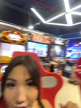 Foto porno lean_lie8 ne arata tot la camera pe KUR.ro